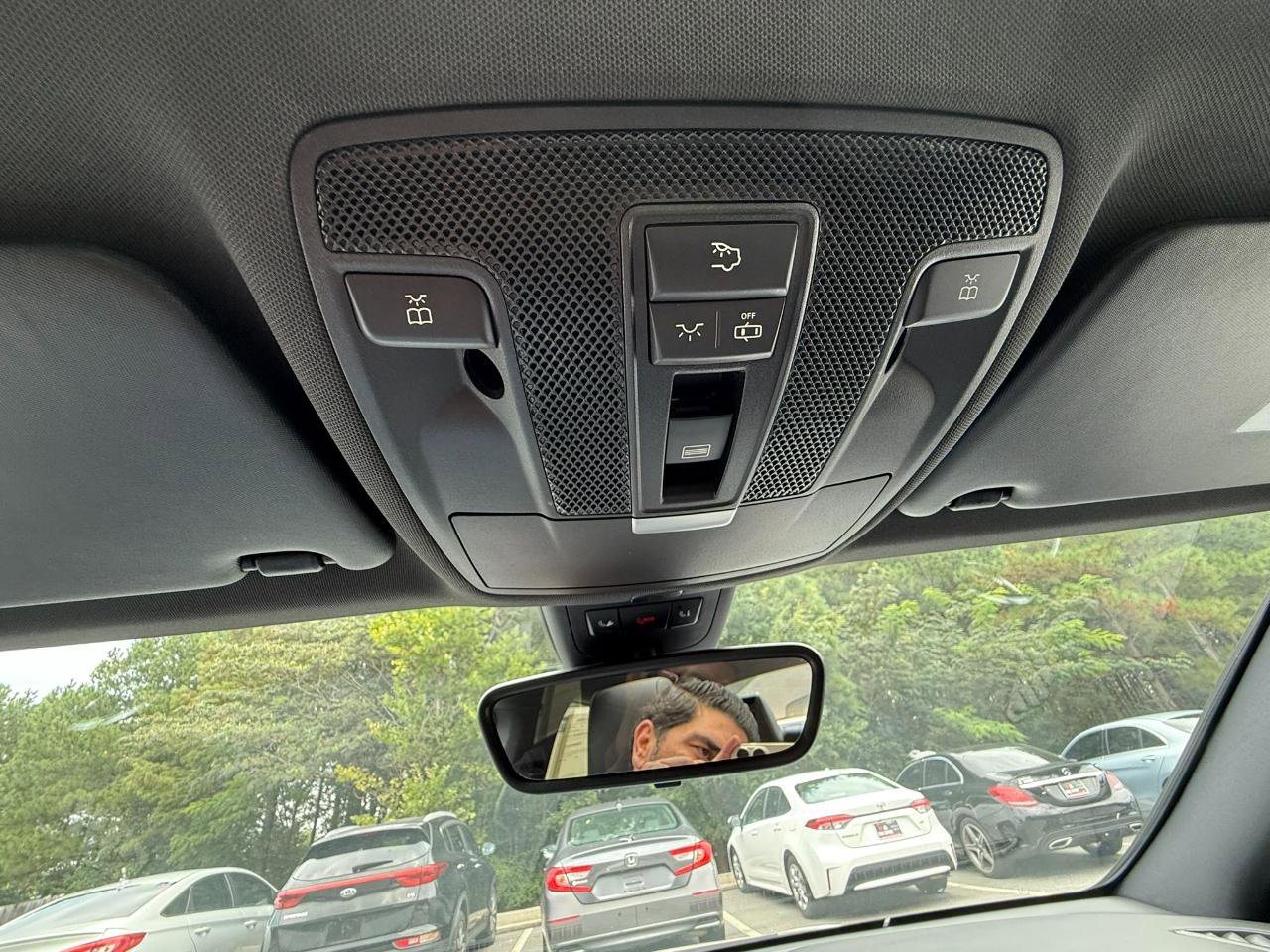 Used 2018 Mercedes-Benz CLA 250 image 26