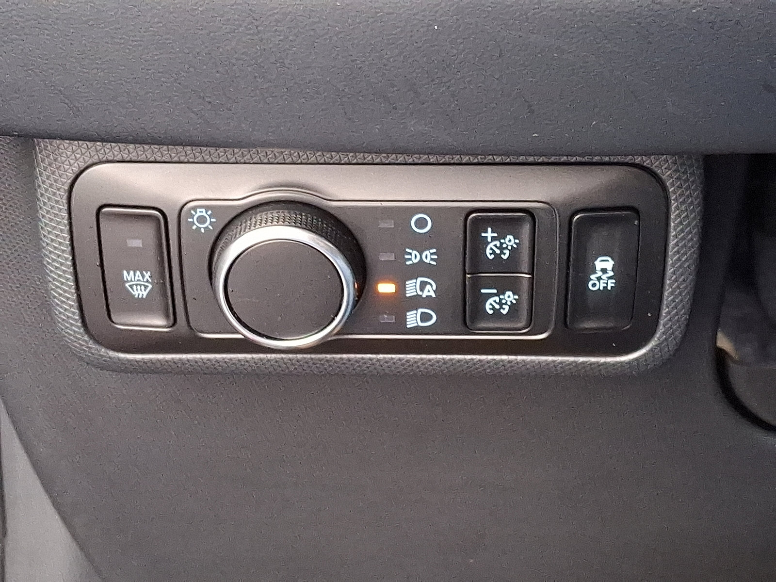 Used 2025 Ford Mustang Mach-E Premium image 25