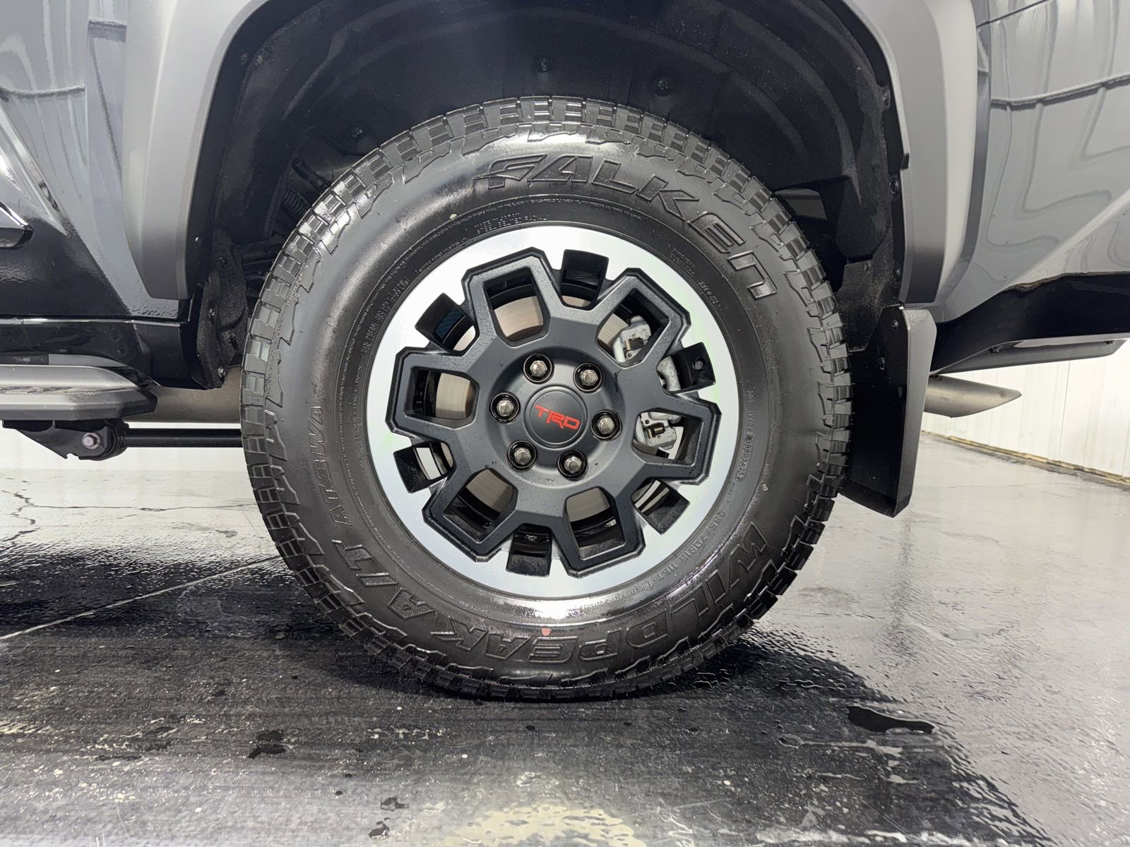 Used 2026 Toyota 4Runner TRD Off-Road Premium AWD/4WD image 7