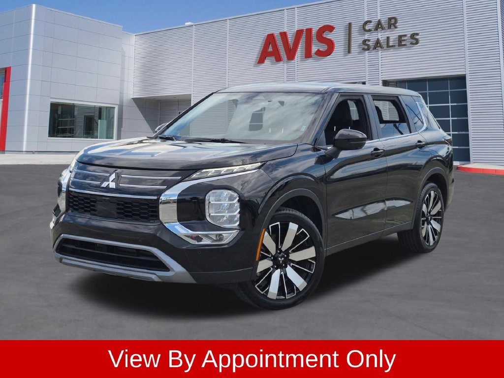 Used 2025 Mitsubishi Outlander SE AWD/4WD image 1