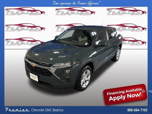 New 2026 Chevrolet Trax LS w/ LS Convenience Package FWD image 1