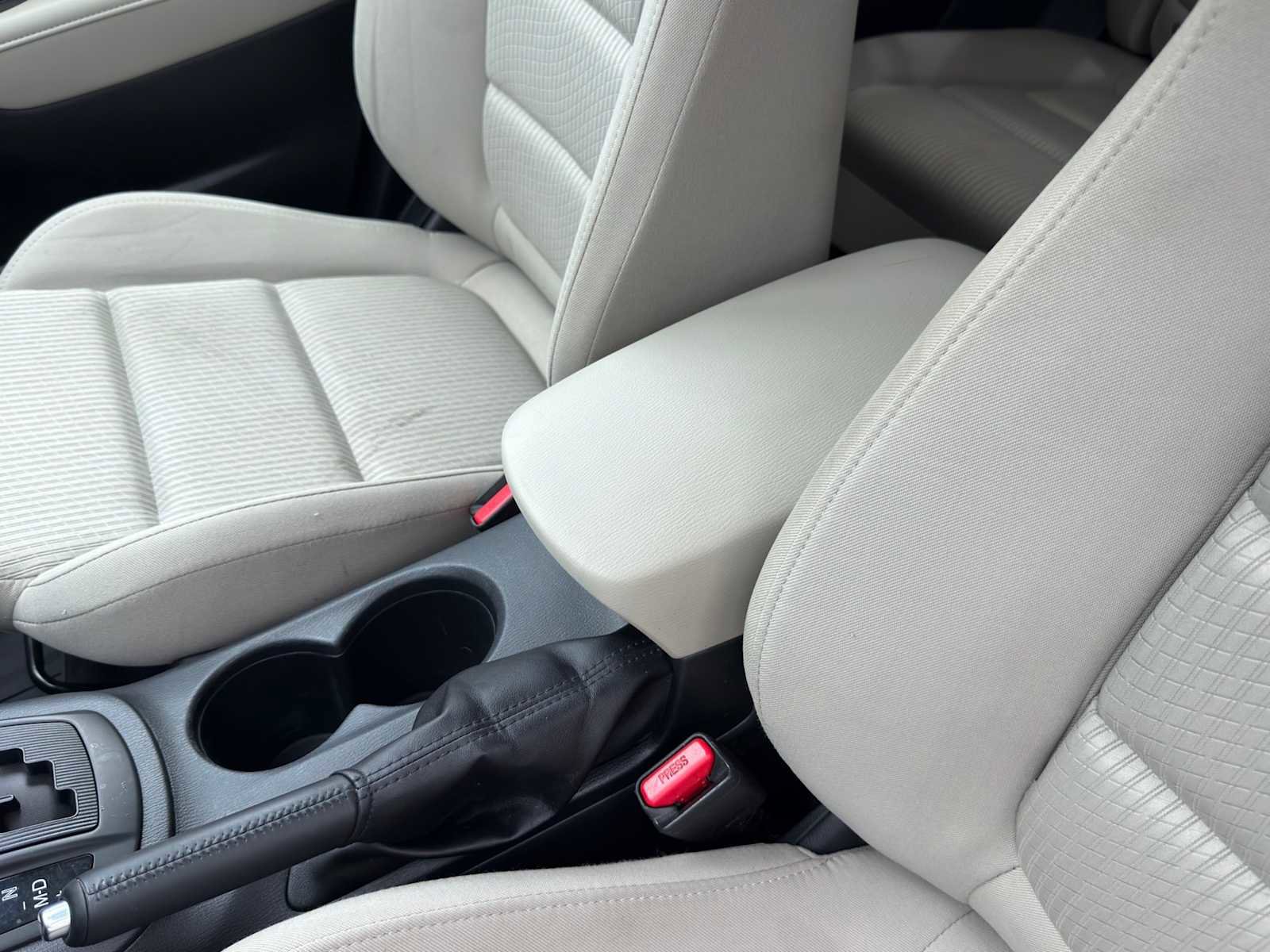 Used 2014 MAZDA CX-5 Touring w/ Bose/Moonroof Package FWD image 9
