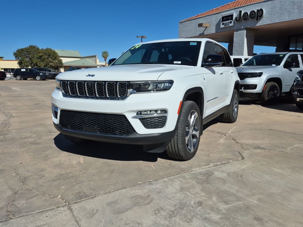 New 2024 Jeep Grand Cherokee Limited 4xe w/ Luxury Tech Group II image 3
