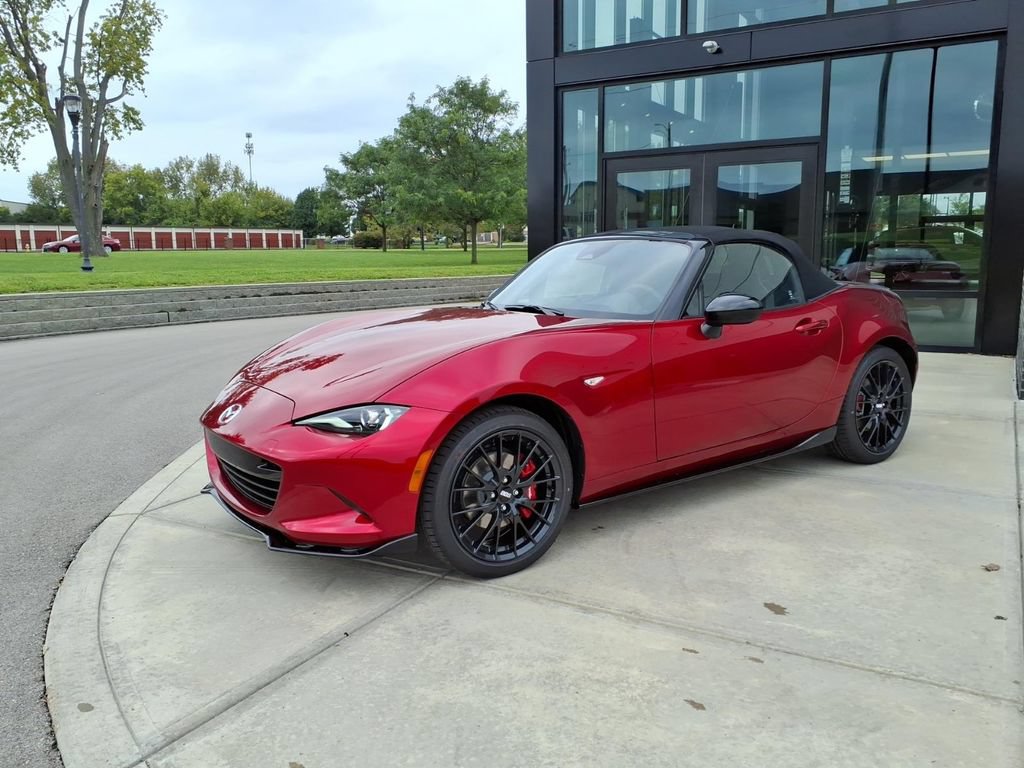 New 2026 MAZDA MX-5 Miata Club w/ Brembo/BBS/Recaro Package RWD image 3