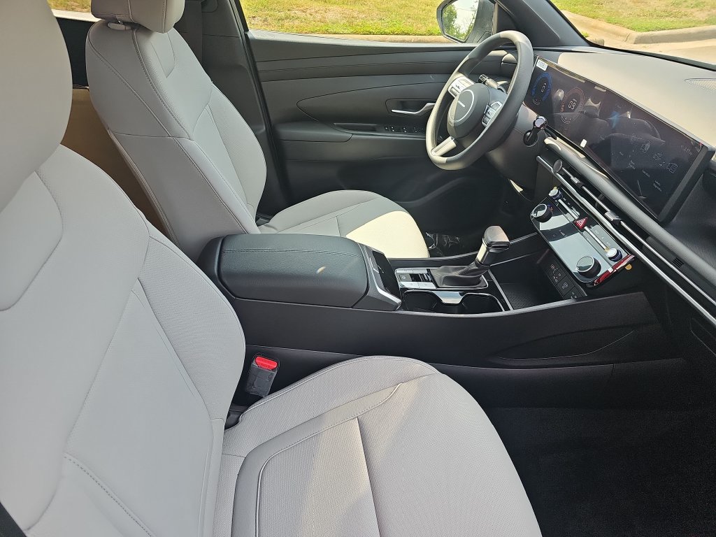 New 2026 Hyundai Santa Cruz SEL FWD image 10