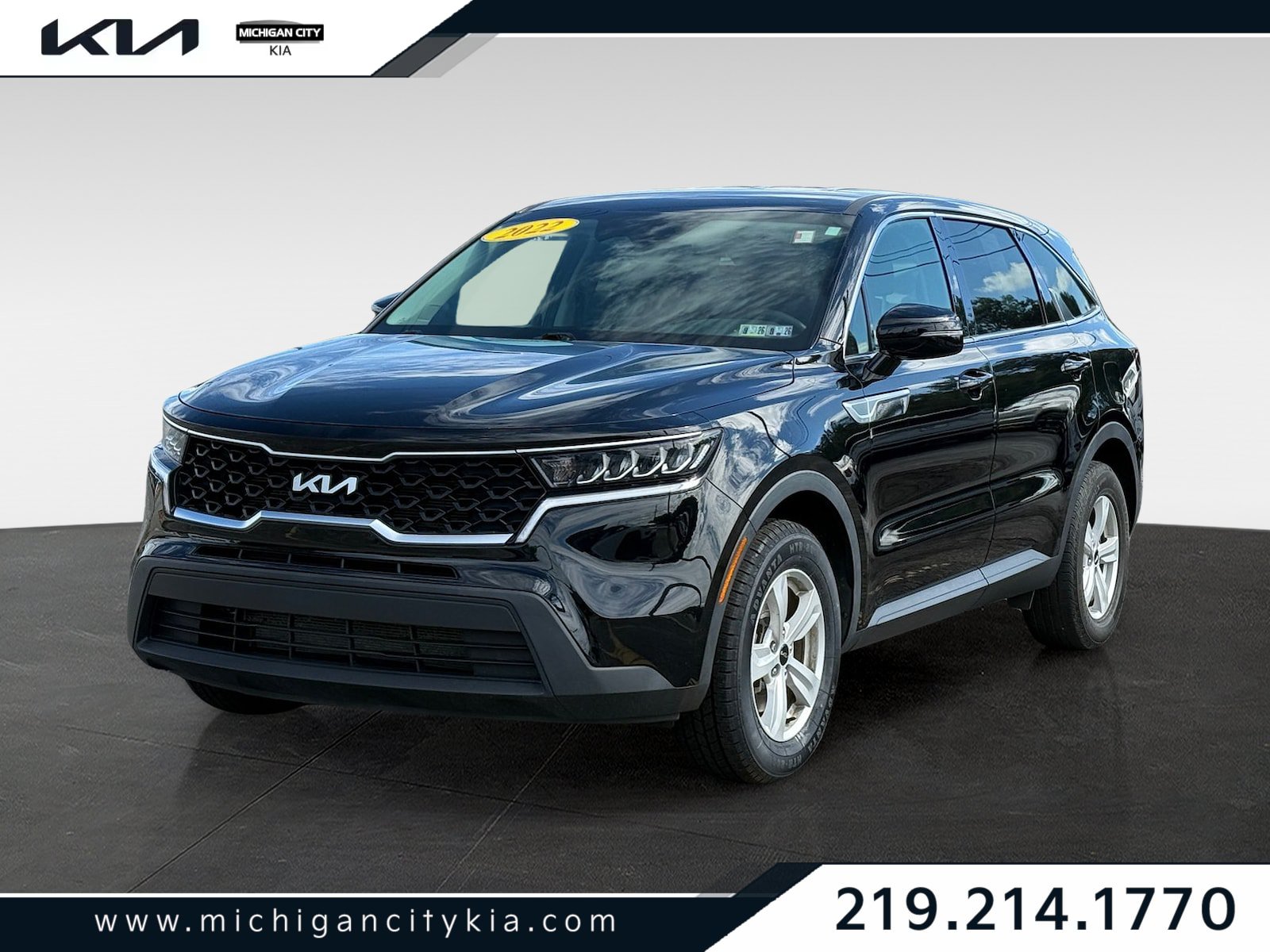 Used 2022 Kia Sorento LX FWD image 1