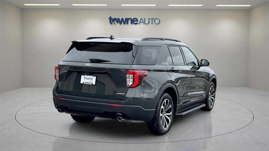 Used 2023 Ford Explorer ST-Line image 5