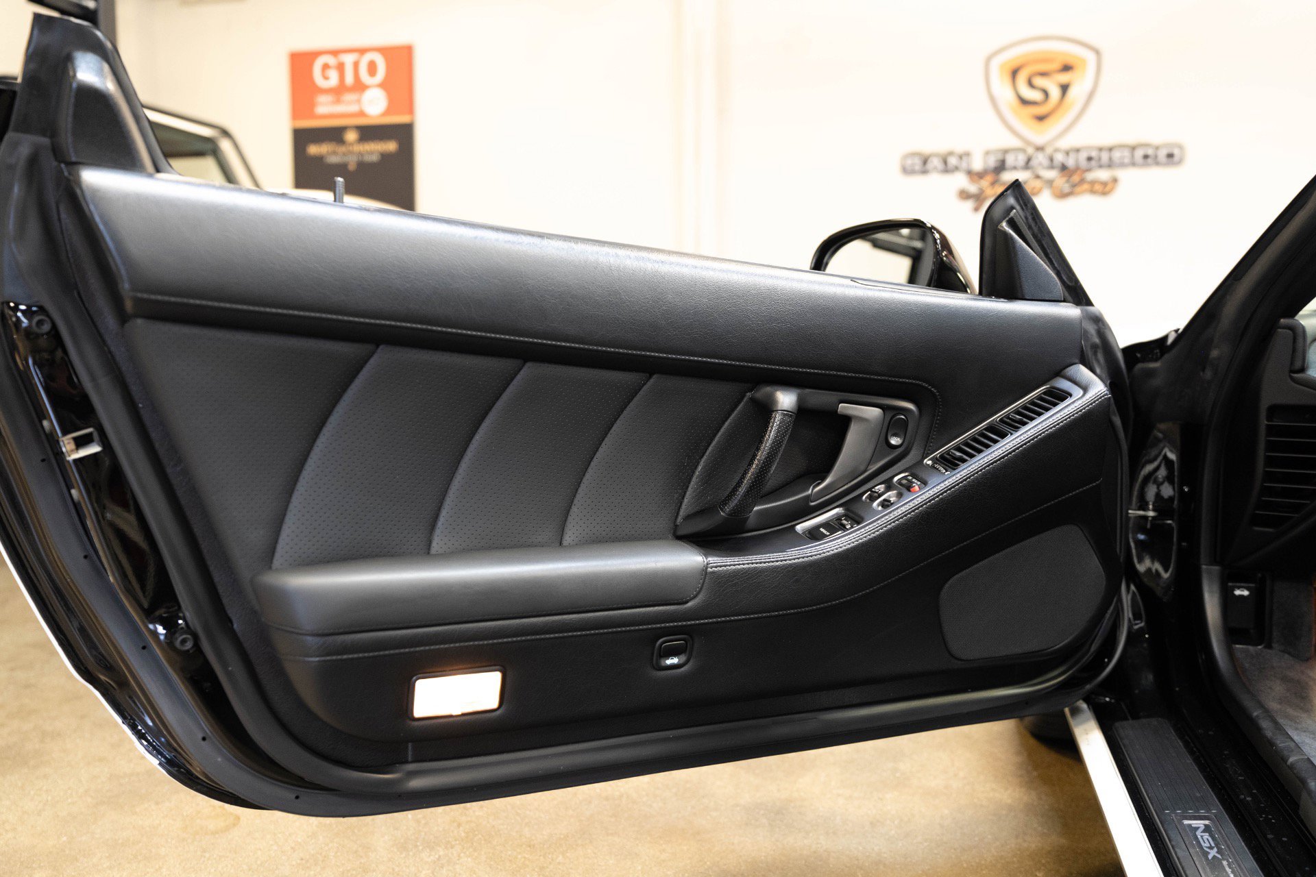 Used 2003 Acura NSX T image 52