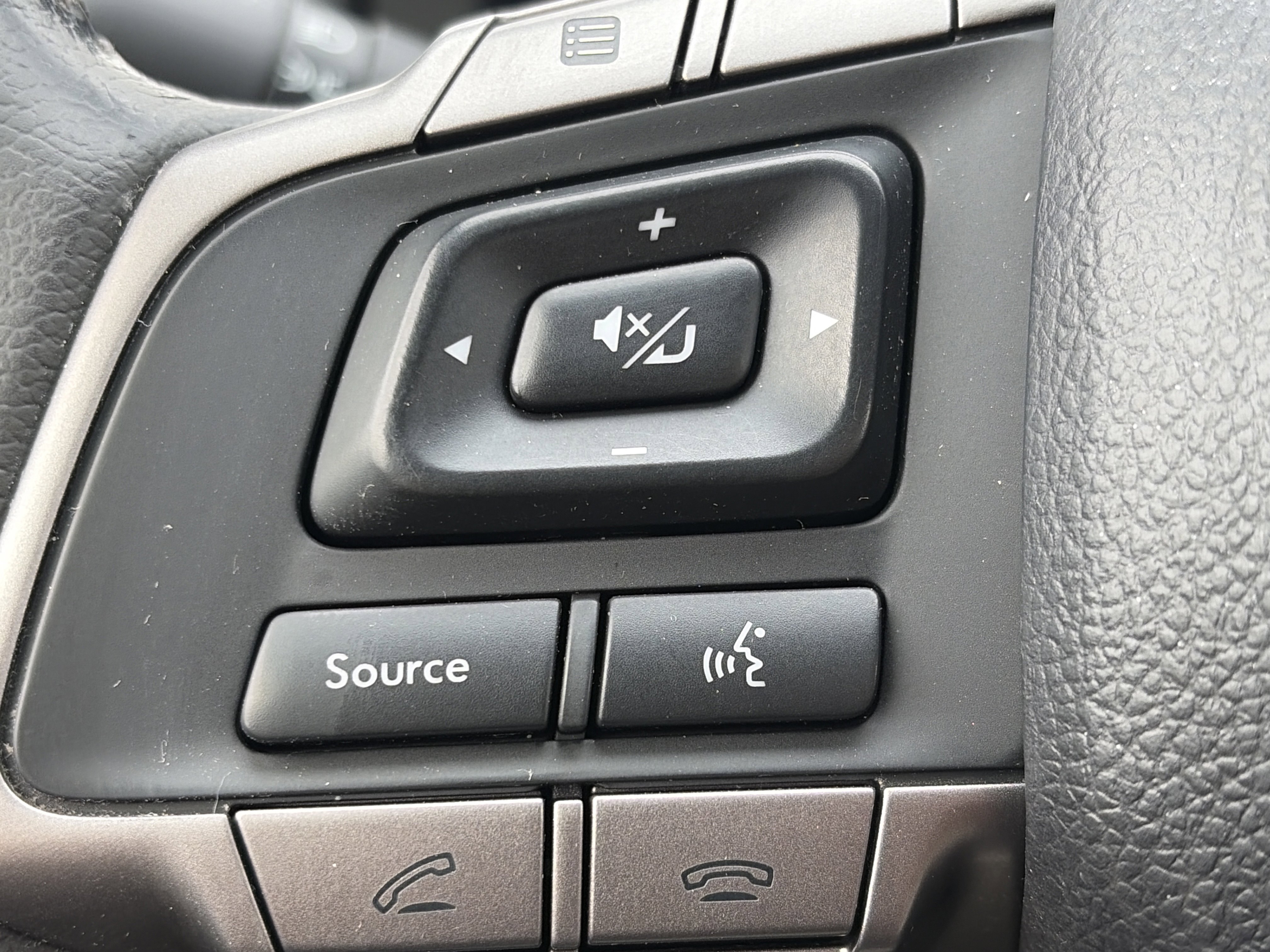 Used 2015 Subaru Crosstrek Touring AWD/4WD image 17