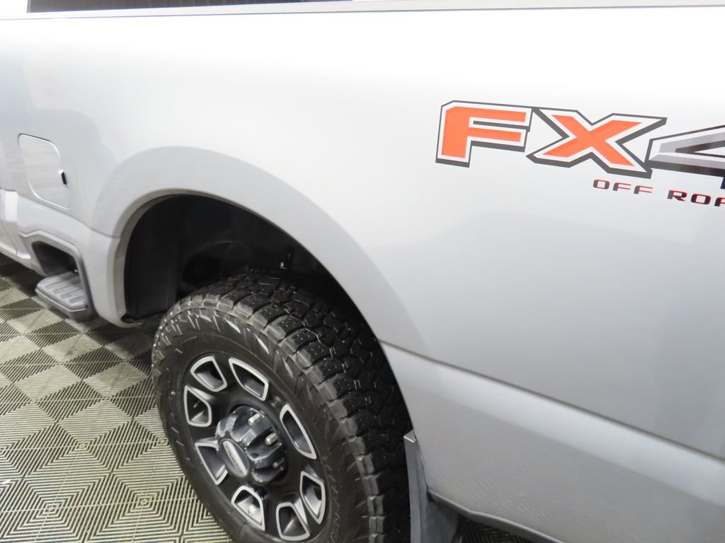 Used 2024 Ford F250 Platinum image 39