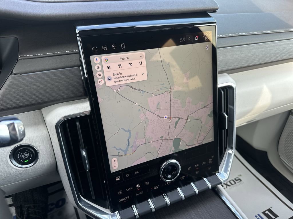 Used 2025 GMC Acadia Denali w/ Super Cruise Package image 18