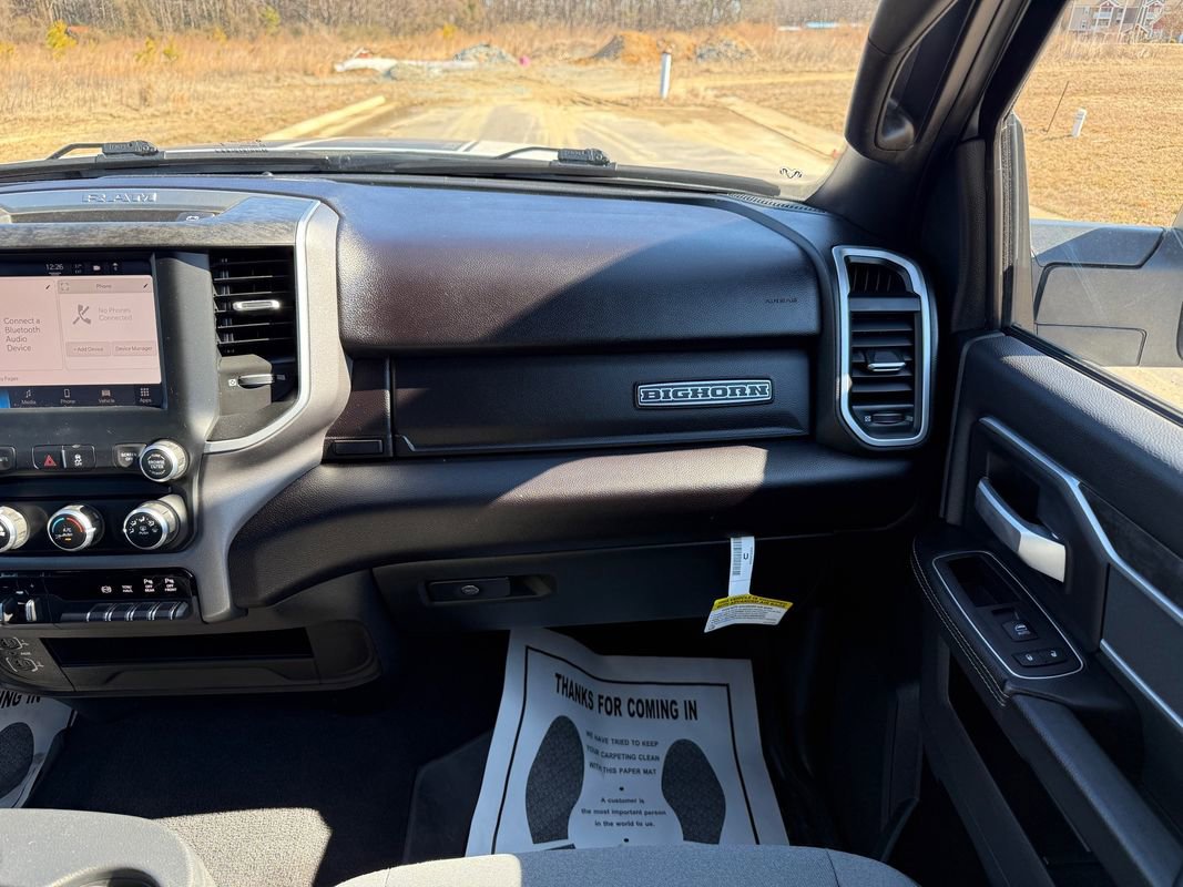 Used 2024 RAM 2500 Big Horn AWD/4WD image 31