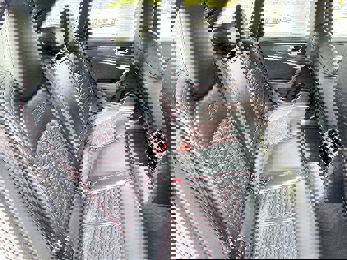 Used 2021 Audi RS 6 w/ Carbon Optic Package image 13