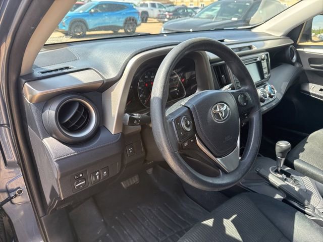 Used 2014 Toyota RAV4 LE AWD/4WD image 14