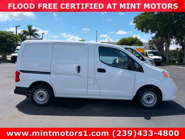 Used 2020 Nissan NV200 S FWD image 4