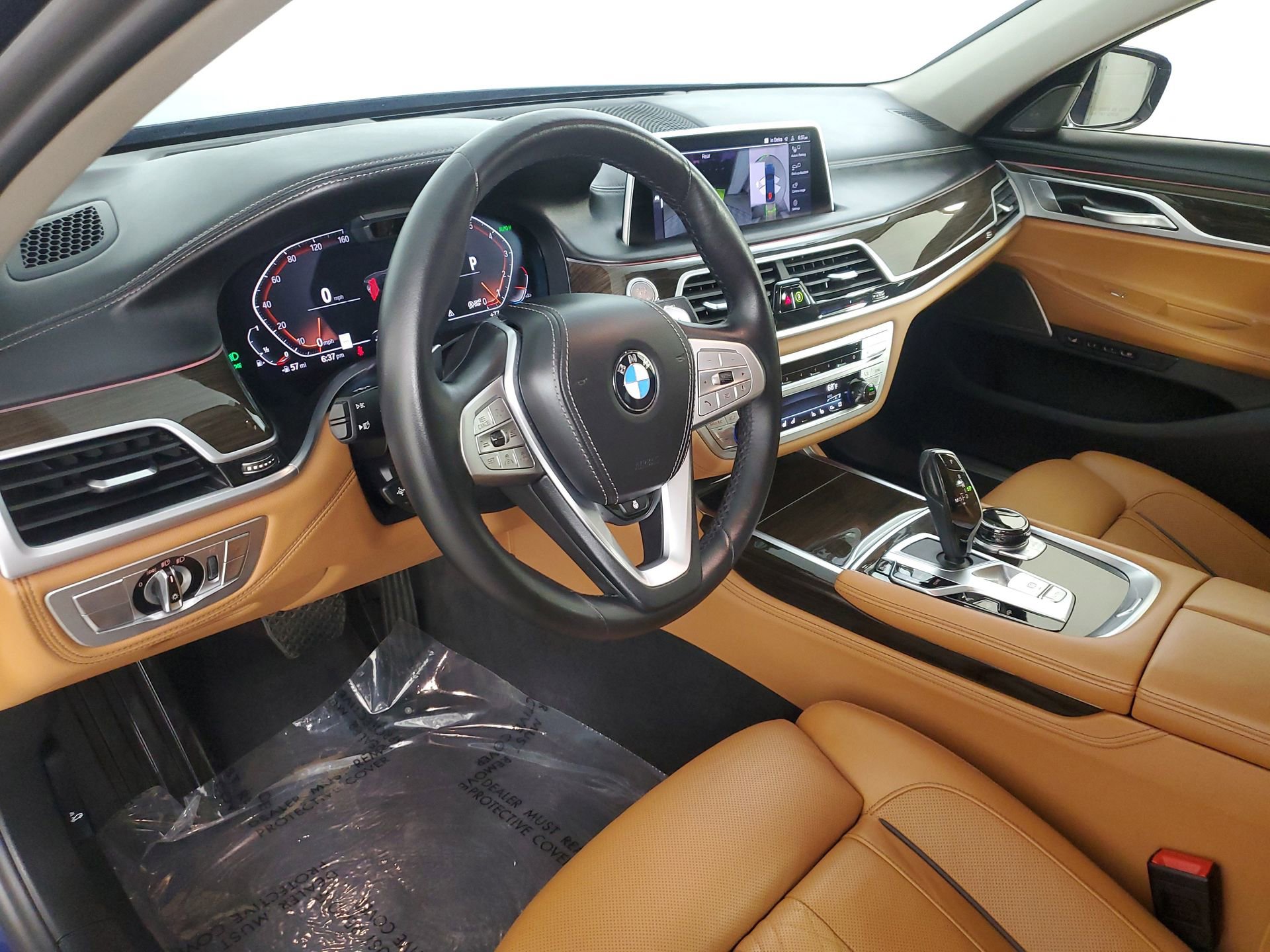 Used 2022 BMW 750i xDrive w/ Executive Package image 26