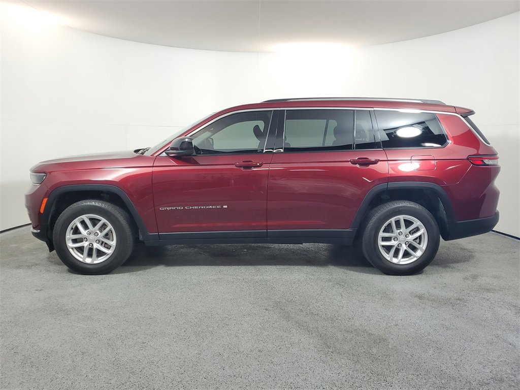 Used 2024 Jeep Grand Cherokee L Laredo image 4
