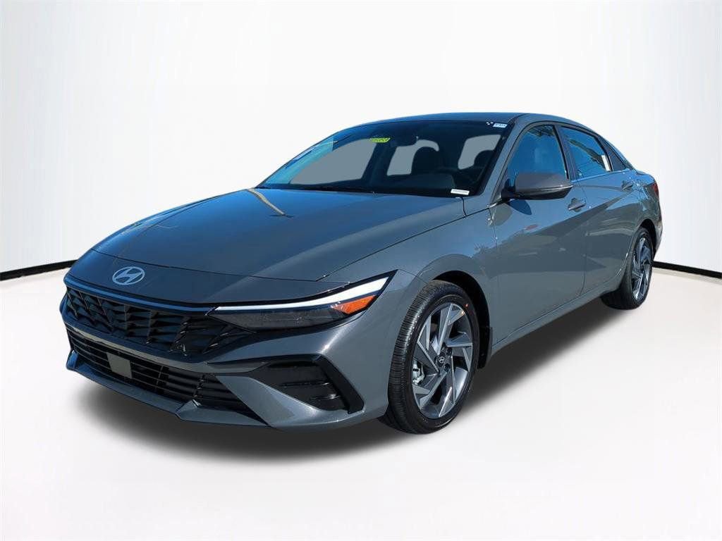 New 2026 Hyundai Elantra Limited image 9