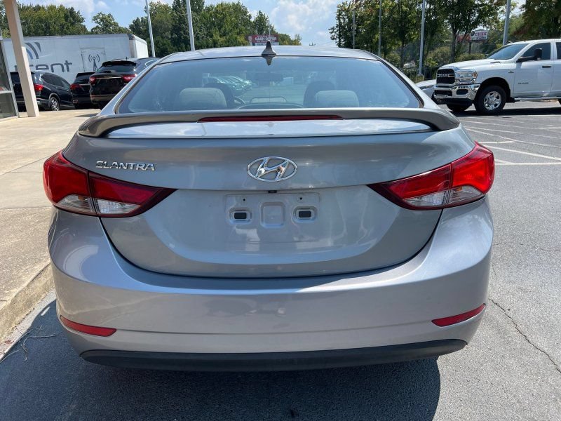Used 2016 Hyundai Elantra SE w/ Option Group 02 FWD image 5