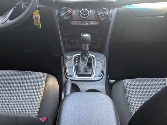 Used 2019 Hyundai Kona SE FWD image 18
