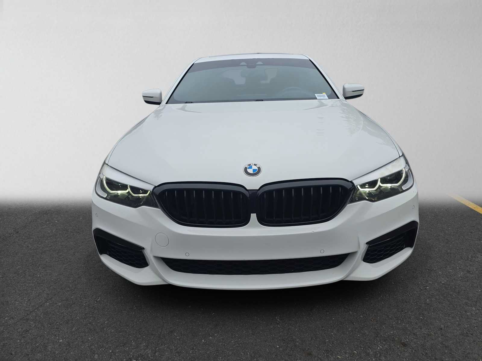 Used 2018 BMW 530i w/ M Sport Package RWD image 8