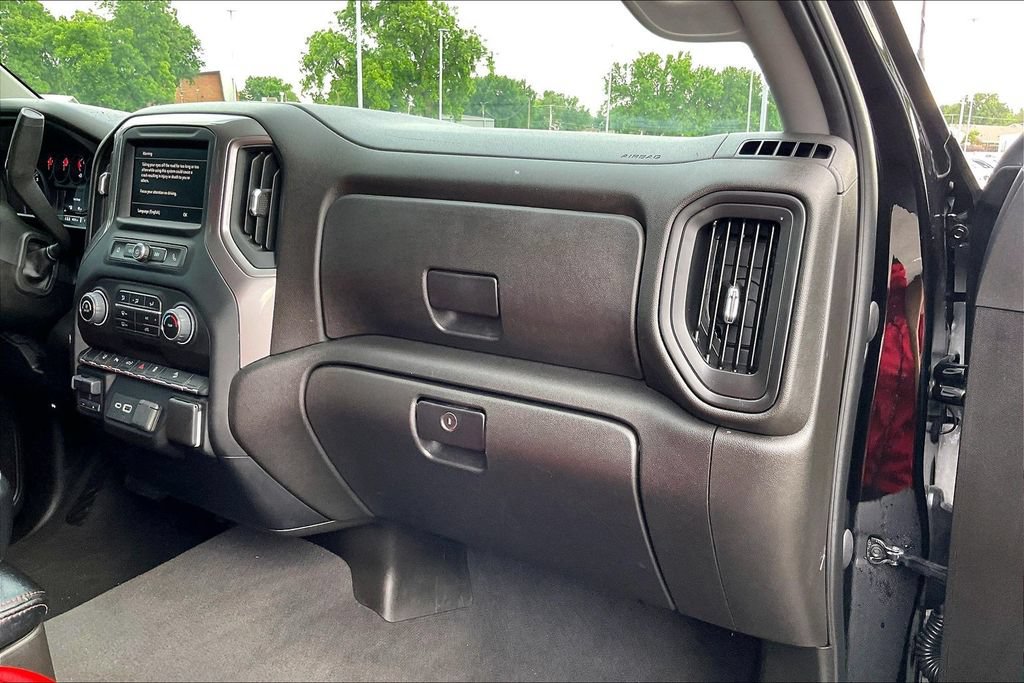 Used 2024 Chevrolet Silverado 2500 Custom w/ Custom Value Package AWD/4WD image 21