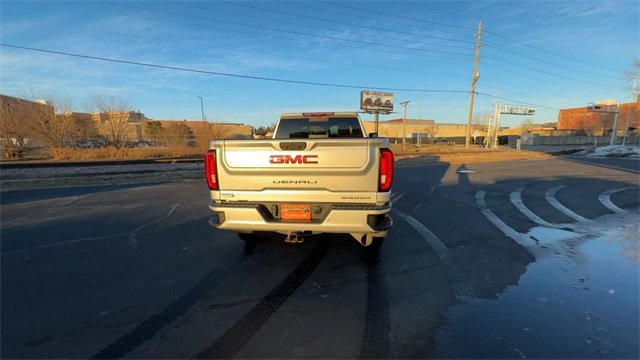Used 2022 GMC Sierra 2500 Denali w/ Denali Ultimate Package image 7