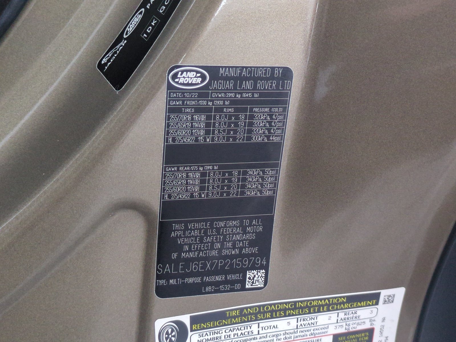 Used 2023 Land Rover Defender 90 S AWD/4WD image 29