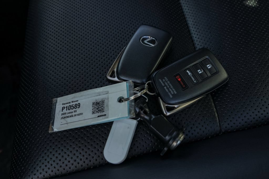 Used 2020 Lexus RX 350L FWD w/ Premium Package image 38