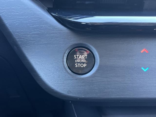 Certified 2025 Nissan Murano SV image 9