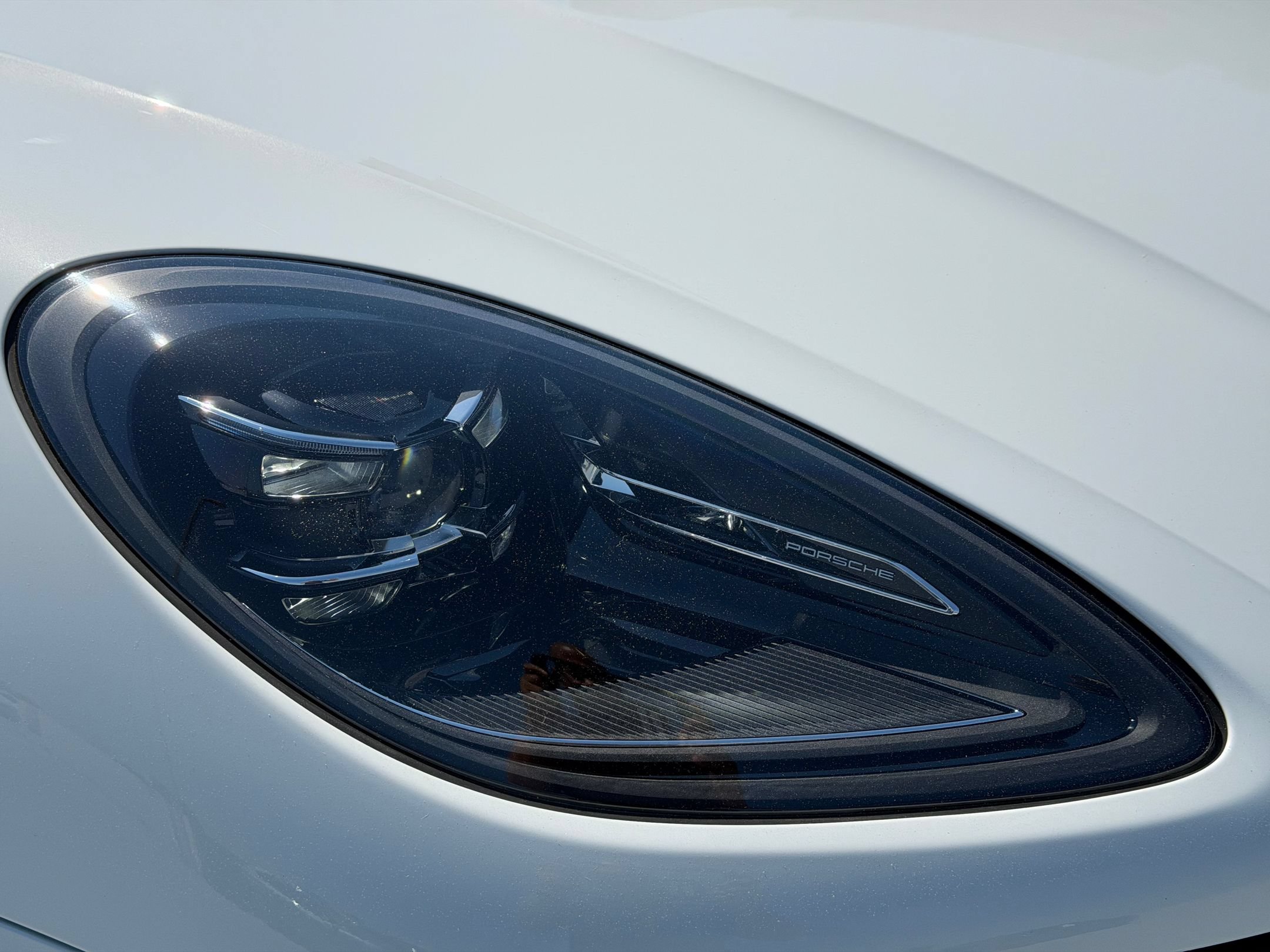 Certified 2023 Porsche Macan S AWD/4WD image 12