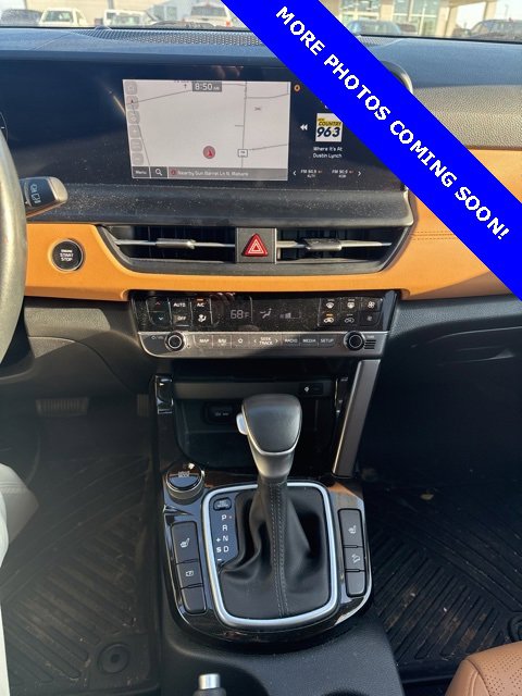 Used 2024 Kia Seltos EX image 19