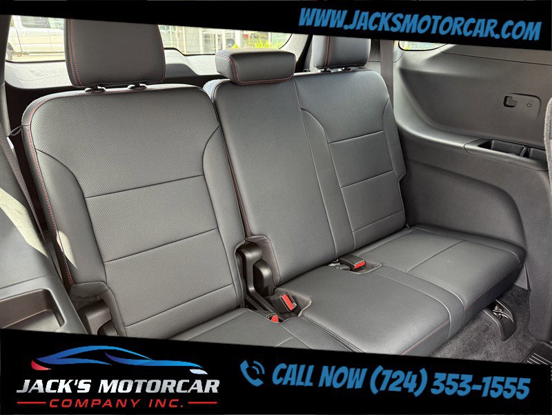 Used 2024 Chevrolet Traverse RS w/ LPO, Floor Liner Package image 22