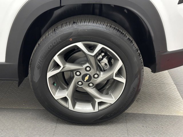 New 2026 Chevrolet Trax LT image 19