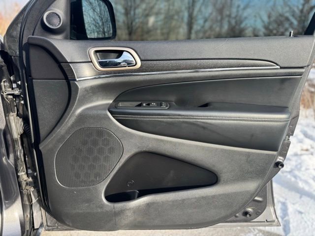 Used 2015 Jeep Grand Cherokee Limited image 18