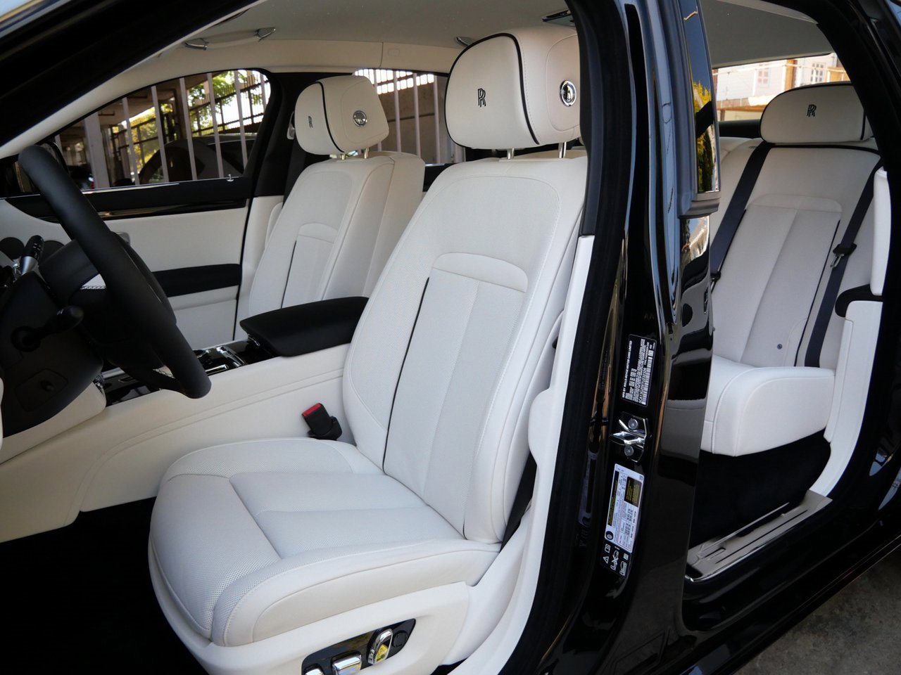 New 2026 Rolls-Royce Ghost image 26