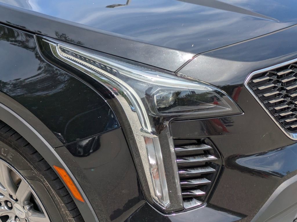 Used 2020 Cadillac XT4 Premium Luxury w/ Driver Awareness Package image 10