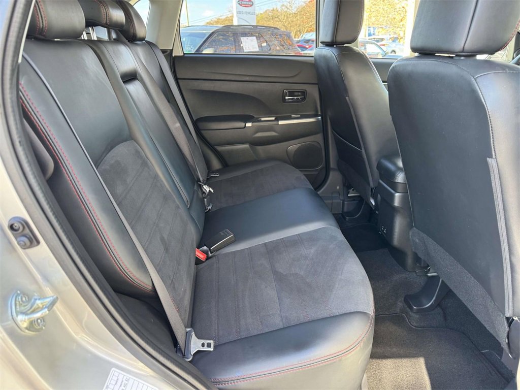 Used 2024 Mitsubishi Outlander Sport ES image 15