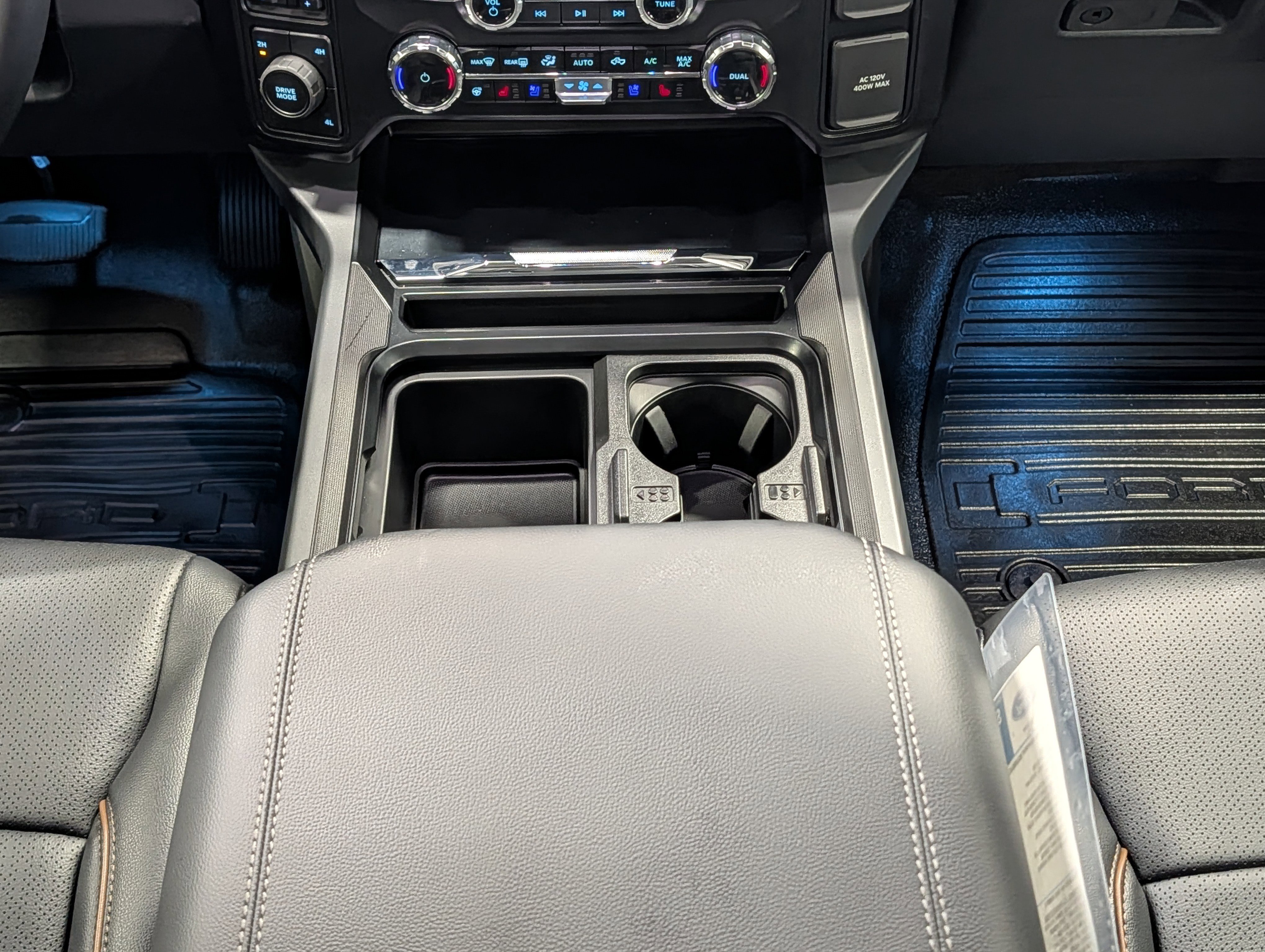 New 2026 Ford F450 Lariat image 68