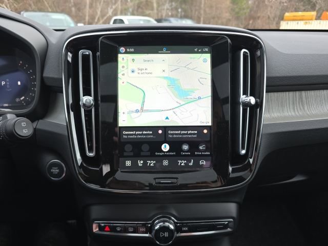 New 2026 Volvo XC40 B5 Plus AWD/4WD image 32
