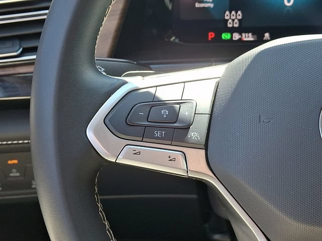 Used 2025 Volkswagen Atlas SE AWD/4WD image 23