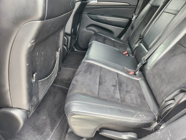 Used 2015 Jeep Grand Cherokee Altitude RWD image 30