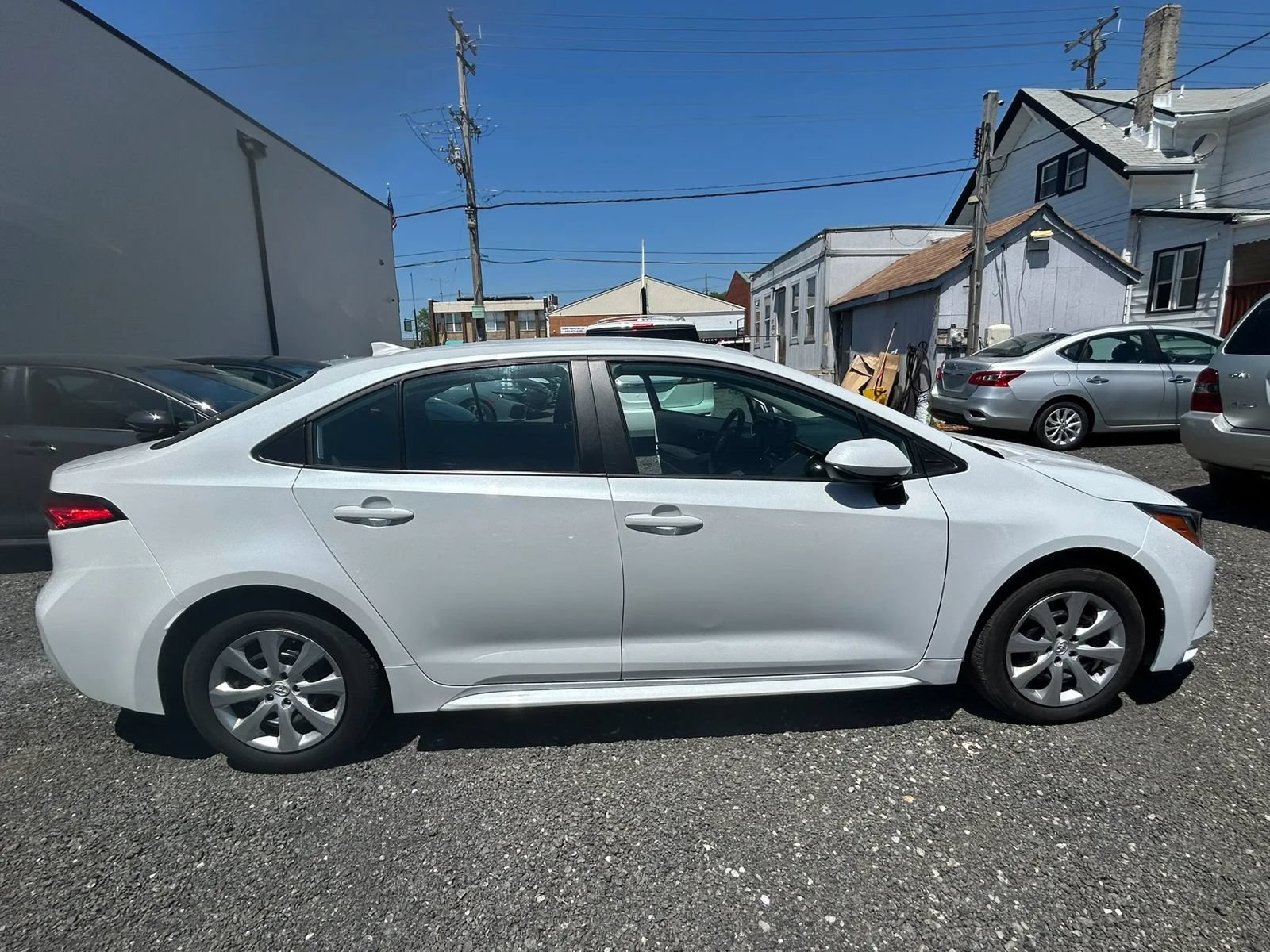 Used 2025 Toyota Corolla LE FWD image 6