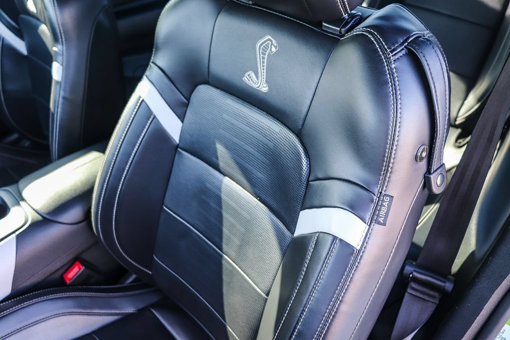 Used 2020 Ford Mustang Shelby GT500 w/ Technology Package RWD image 29