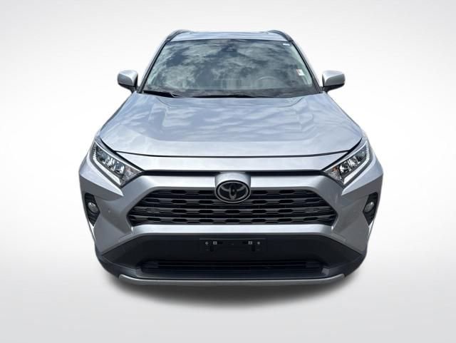 Used 2020 Toyota RAV4 Limited FWD image 7
