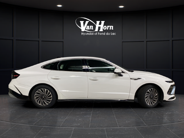 Used 2025 Hyundai Sonata SEL FWD image 8