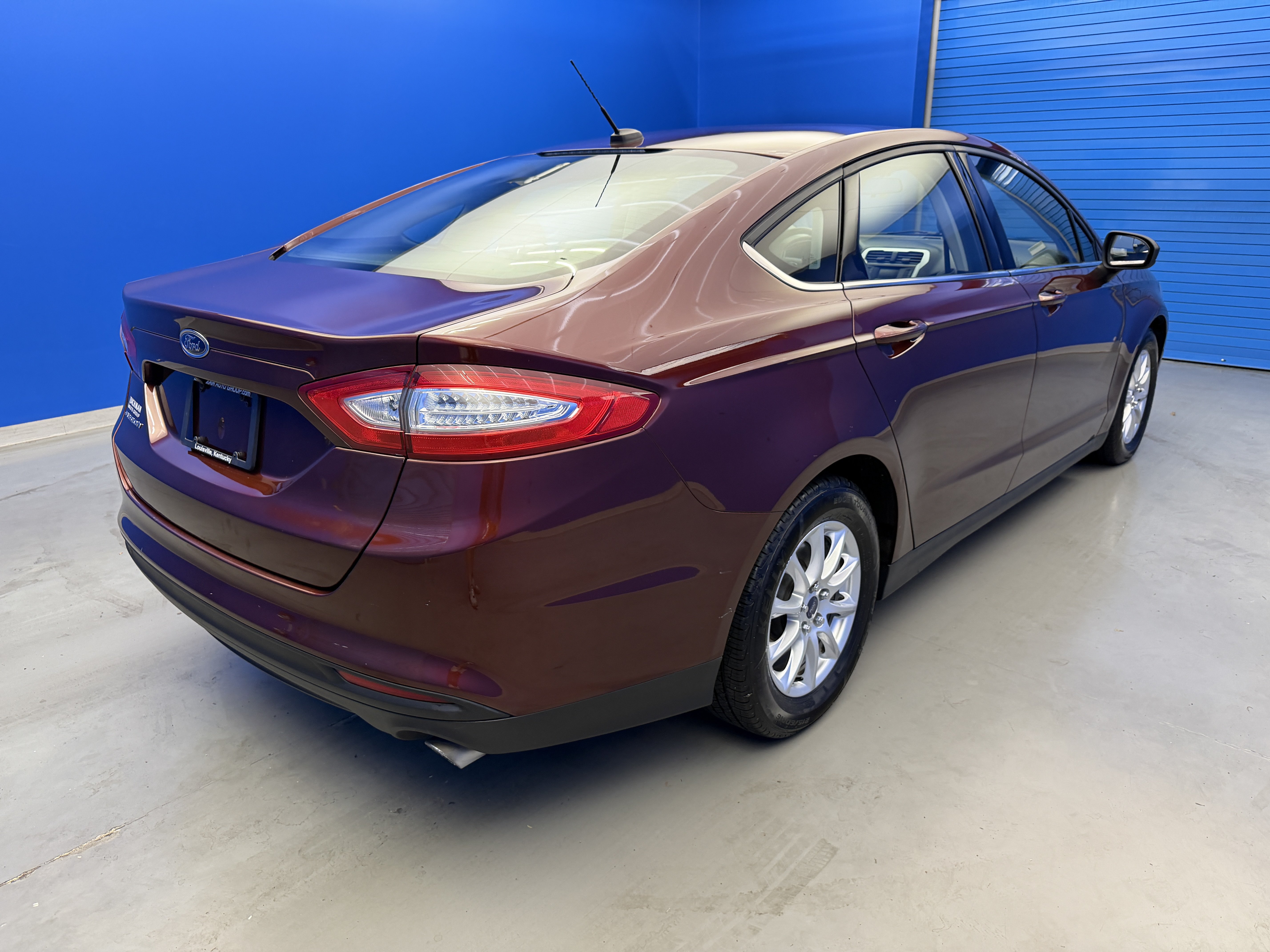 Used 2015 Ford Fusion S FWD image 7