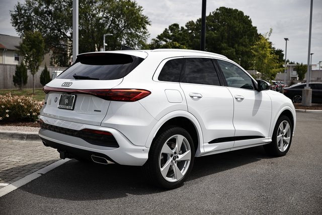 New 2025 Audi Q5 Premium Plus image 7