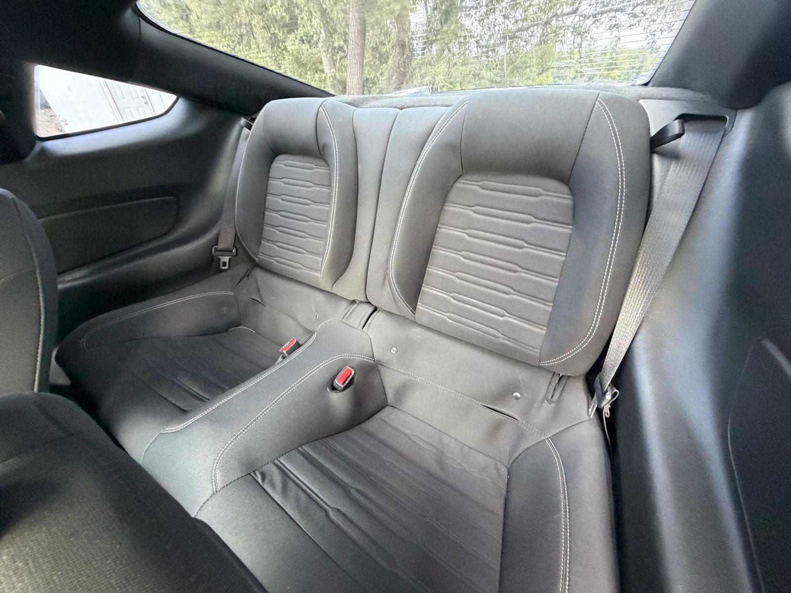 Used 2016 Ford Mustang GT RWD image 13