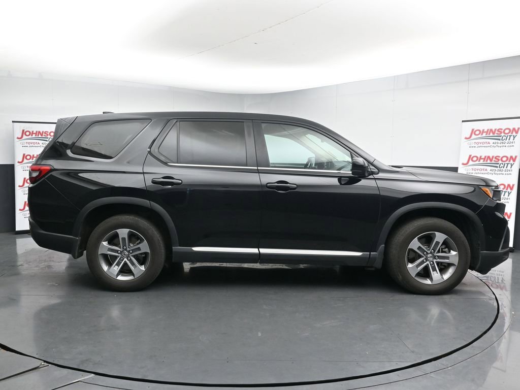 Used 2023 Honda Pilot EX-L image 9